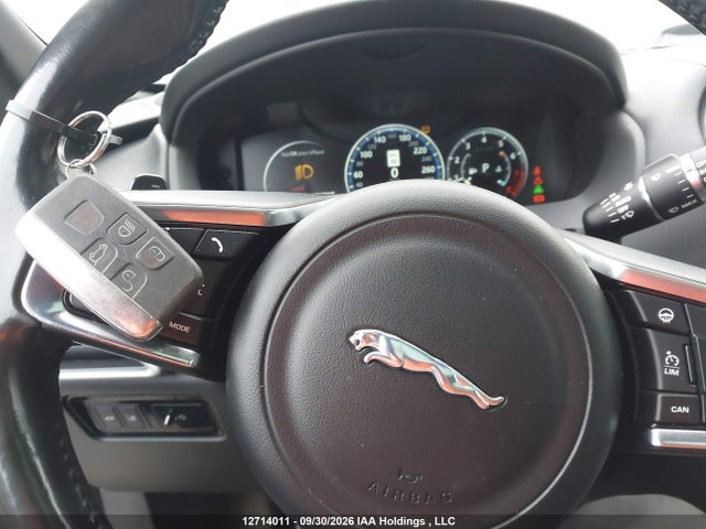 Jaguar F-pace 35t R-sport 2017 SADCL2BV7HA896204 Image 11