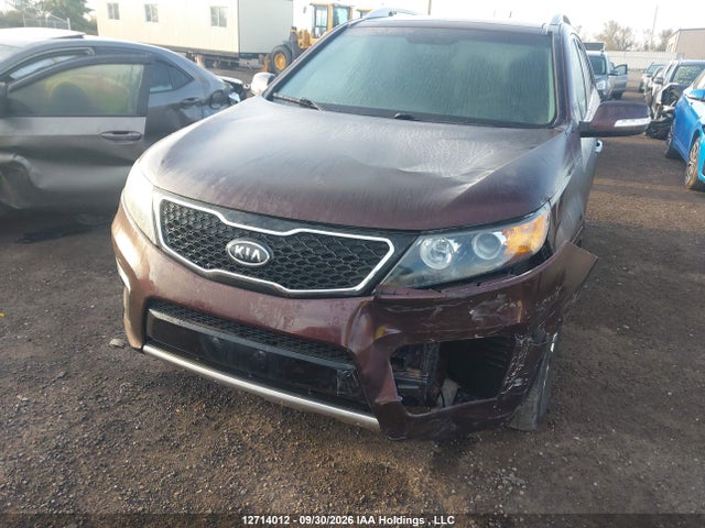 2012 Kia Sorento Sx მანქანა იყიდება აუქციონზე, vin: 5XYKWDA2XCG220646, აუქციონის ნომერი: 12714012
