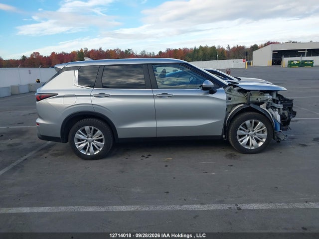 Mitsubishi Outlander Es 2025 JA4J4UA83SZ626915 Image 14
