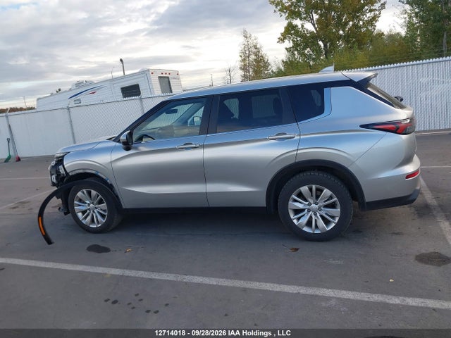 Mitsubishi Outlander Es 2025 JA4J4UA83SZ626915 Image 15
