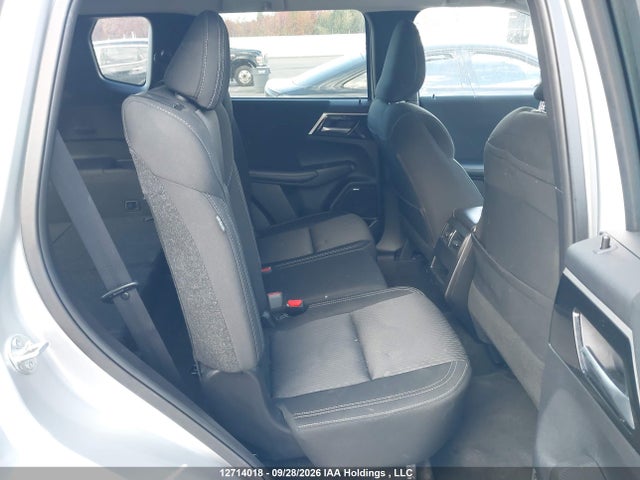 Mitsubishi Outlander Es 2025 JA4J4UA83SZ626915 Image 8