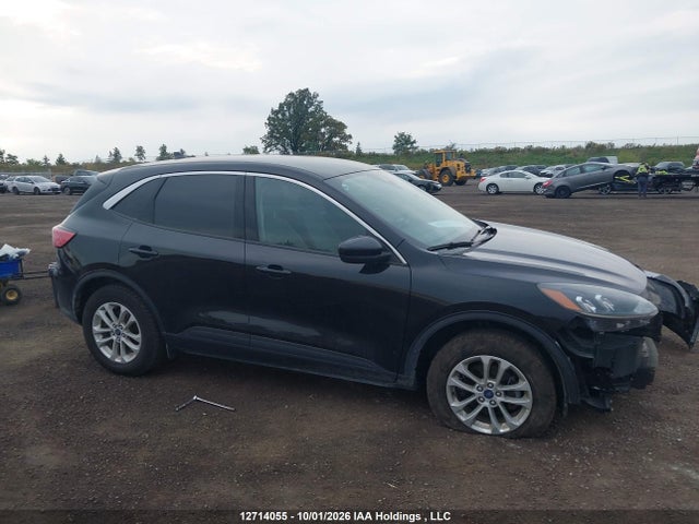 2020 Ford Escape მანქანა იყიდება აუქციონზე, vin: 1FMCU9G68LUB20993, აუქციონის ნომერი: 12714055