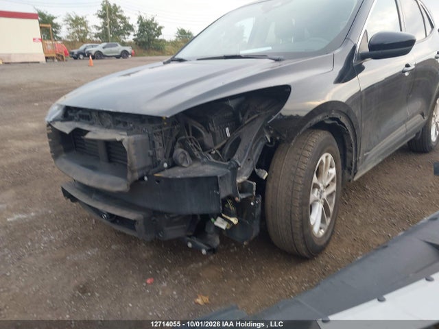 2020 Ford Escape მანქანა იყიდება აუქციონზე, vin: 1FMCU9G68LUB20993, აუქციონის ნომერი: 12714055