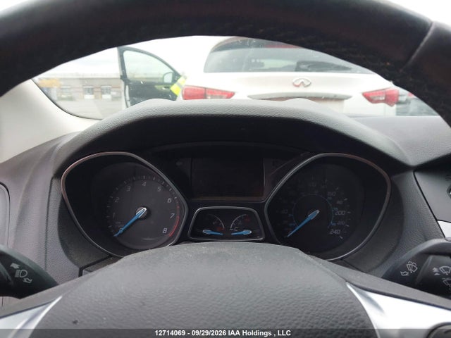 Ford FOCUS SE 2014 1FADP3F24EL273672 Image 15