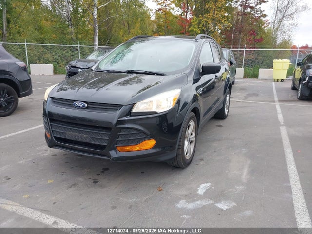 Ford ESCAPE S 2014 1FMCU0F73EUD11701 Image 2