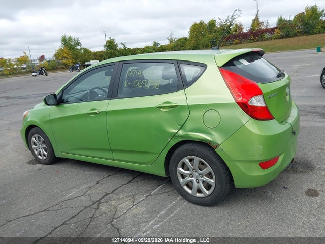 12714094 :رقم المزاد ، KMHCT5AE3DU069738 vin ، 2013 Hyundai Accent Gls/gs مزاد بيع