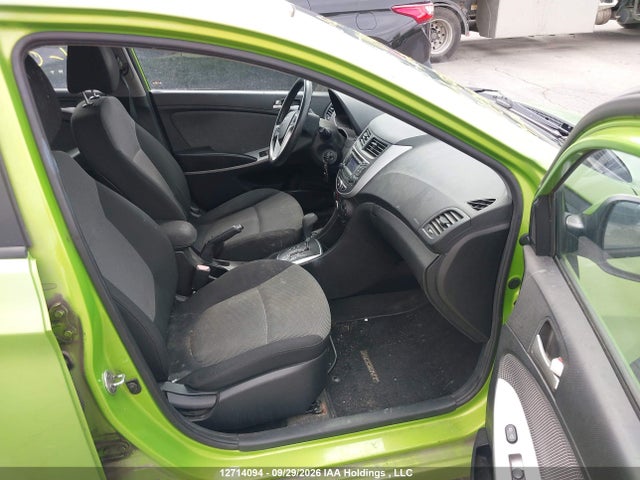 12714094 :رقم المزاد ، KMHCT5AE3DU069738 vin ، 2013 Hyundai Accent Gls/gs مزاد بيع