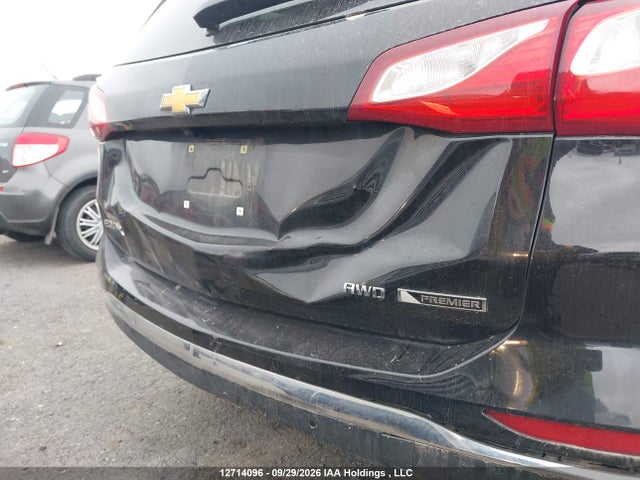 Продаж на аукціоні авто 2018 Chevrolet Equinox Premier, vin: 2GNAXVEV2J6169437, номер лоту: 12714096