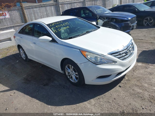 2013 Hyundai Sonata Gl მანქანა იყიდება აუქციონზე, vin: 5NPEB4AC8DH803633, აუქციონის ნომერი: 12714101