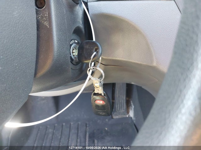 2013 Hyundai Sonata Gl მანქანა იყიდება აუქციონზე, vin: 5NPEB4AC8DH803633, აუქციონის ნომერი: 12714101