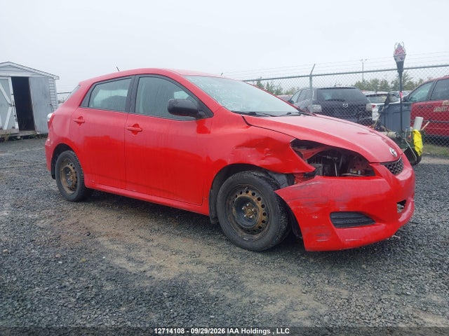 12714108 :رقم المزاد ، 2T1KU4EE2CC845886 vin ، 2012 Toyota Matrix مزاد بيع