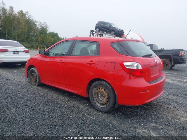 12714108 :رقم المزاد ، 2T1KU4EE2CC845886 vin ، 2012 Toyota Matrix مزاد بيع