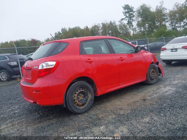 12714108 :رقم المزاد ، 2T1KU4EE2CC845886 vin ، 2012 Toyota Matrix مزاد بيع