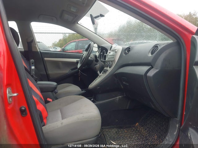 12714108 :رقم المزاد ، 2T1KU4EE2CC845886 vin ، 2012 Toyota Matrix مزاد بيع