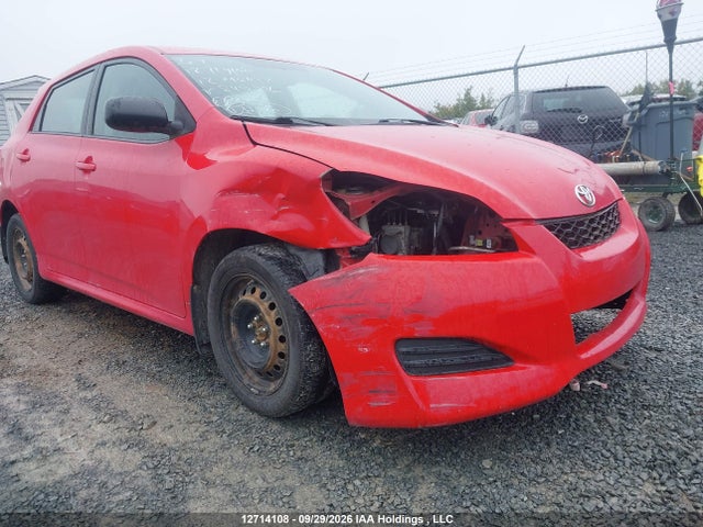12714108 :رقم المزاد ، 2T1KU4EE2CC845886 vin ، 2012 Toyota Matrix مزاد بيع
