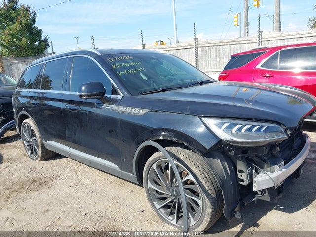 Lincoln Aviator Reserve 2022 5LM5J7XC3NGL16284 Image 13