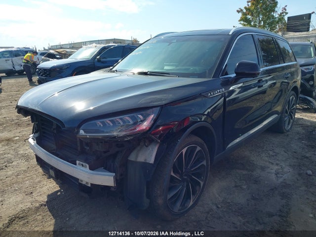Lincoln Aviator Reserve 2022 5LM5J7XC3NGL16284 Image 2