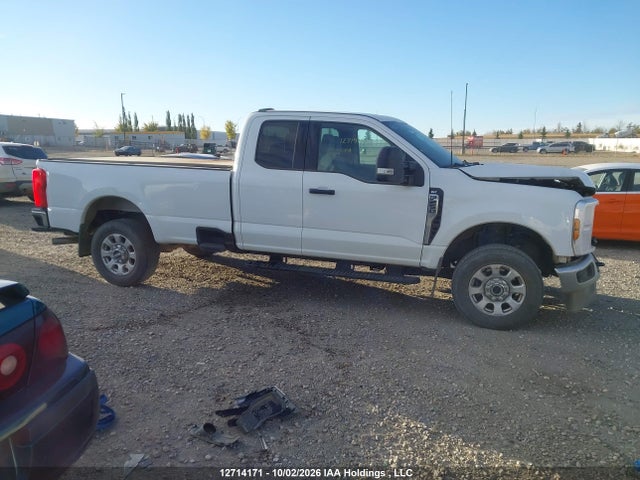 Ford F250 Super Duty 2024 1FT7X2BA5REF59412 Image 13