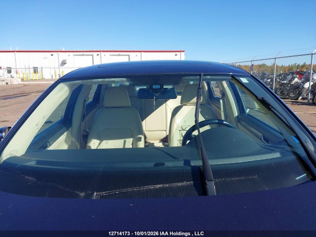Продажа на аукционе авто 2015 Volkswagen Passat 1.8 Tsi Comfortline, vin: 1VWBS7A38FC031327, номер лота: 12714173