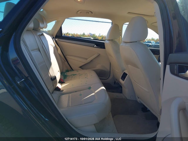 Продажа на аукционе авто 2015 Volkswagen Passat 1.8 Tsi Comfortline, vin: 1VWBS7A38FC031327, номер лота: 12714173