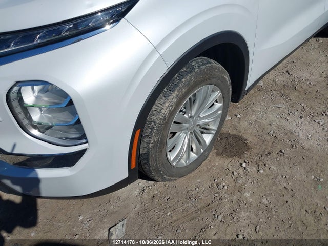 JA4J4TA80NZ605941 Mitsubishi Outlander Es