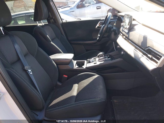 JA4J4TA80NZ605941 Mitsubishi Outlander Es