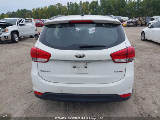 KIA Rondo Ex/ex Luxury/se 2014 KNAHU8A32E7024293 Image 16