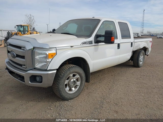 12714203 :رقم المزاد ، 1FT8W3B6XFEA25018 vin ، 2015 Ford F-350 Xlt مزاد بيع