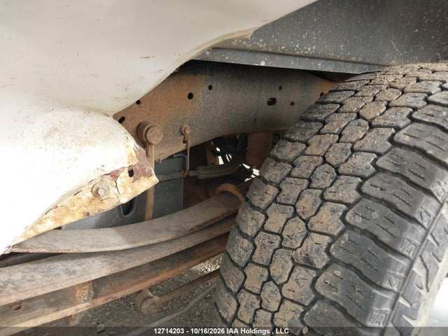 12714203 :رقم المزاد ، 1FT8W3B6XFEA25018 vin ، 2015 Ford F-350 Xlt مزاد بيع