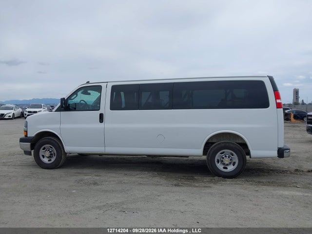 Продажа на аукционе авто 2025 Chevrolet Express G3500 Lt, vin: 1GAZGPF72S1218172, номер лота: 12714204