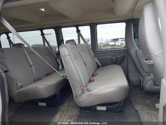 Продажа на аукционе авто 2025 Chevrolet Express G3500 Lt, vin: 1GAZGPF72S1218172, номер лота: 12714204