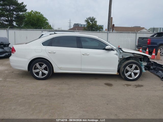 Volkswagen PASSAT SE 2014 1VWBS7A36EC083005 Image 14
