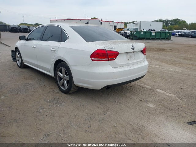 Volkswagen PASSAT SE 2014 1VWBS7A36EC083005 Image 3