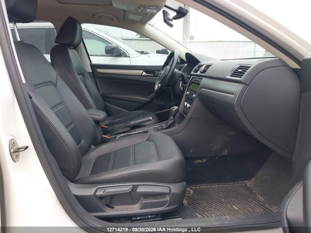 Volkswagen PASSAT SE 2014 1VWBS7A36EC083005 Image 5