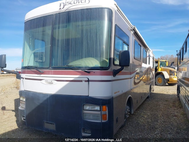 12714224 :رقم المزاد ، 4UZ6XFBA4YCG67404 vin ، 2000 Freightliner Chassis X Line Motor Home مزاد بيع