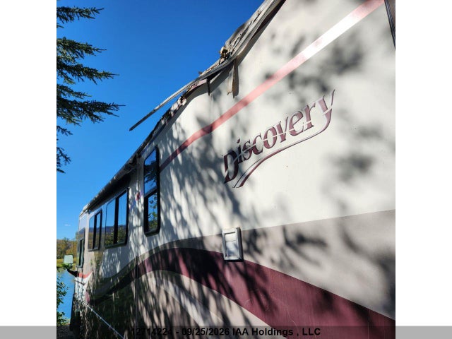 12714224 :رقم المزاد ، 4UZ6XFBA4YCG67404 vin ، 2000 Freightliner Chassis X Line Motor Home مزاد بيع