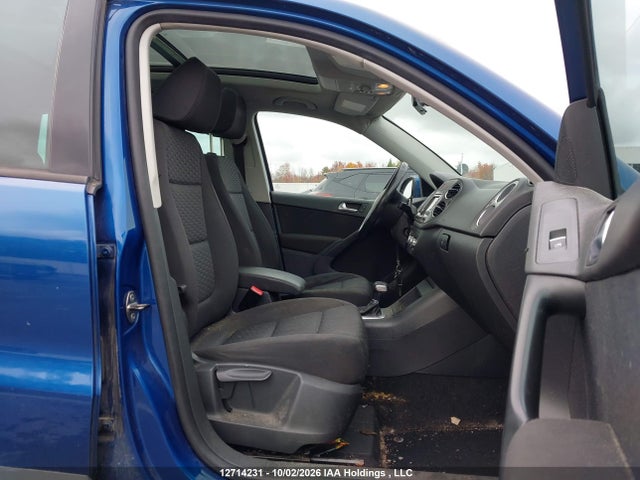 2010 Volkswagen Tiguan Se/sel მანქანა იყიდება აუქციონზე, vin: WVGBV7AXXAW003609, აუქციონის ნომერი: 12714231