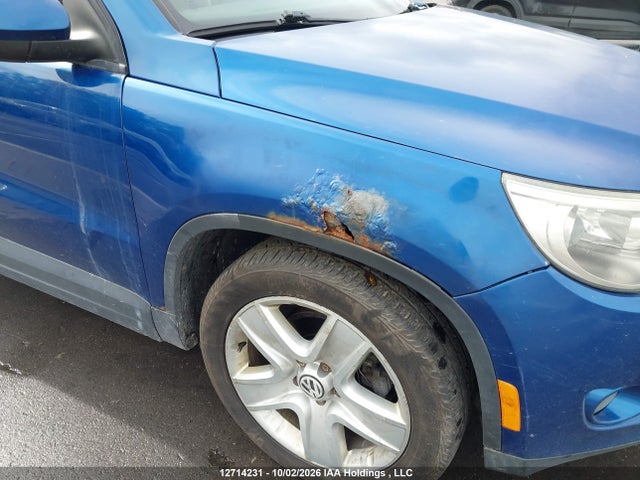 2010 Volkswagen Tiguan Se/sel მანქანა იყიდება აუქციონზე, vin: WVGBV7AXXAW003609, აუქციონის ნომერი: 12714231