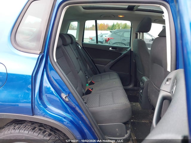2010 Volkswagen Tiguan Se/sel მანქანა იყიდება აუქციონზე, vin: WVGBV7AXXAW003609, აუქციონის ნომერი: 12714231