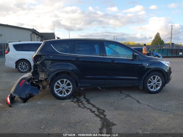 Ford ESCAPE SE 2019 1FMCU9GD3KUA56987 Image 14