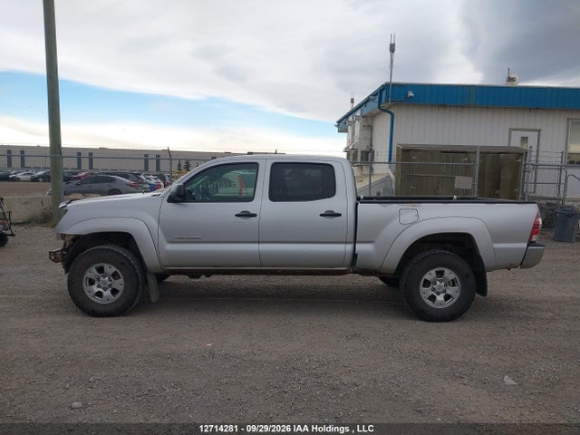 Продажа на аукционе авто 2013 Toyota Tacoma V6, vin: 5TFMU4FN4DX015369, номер лота: 12714281