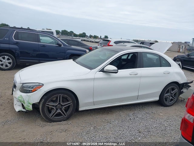 2019 Mercedes-benz C 300 4matic მანქანა იყიდება აუქციონზე, vin: 55SWF8EB4KU317431, აუქციონის ნომერი: 12714297