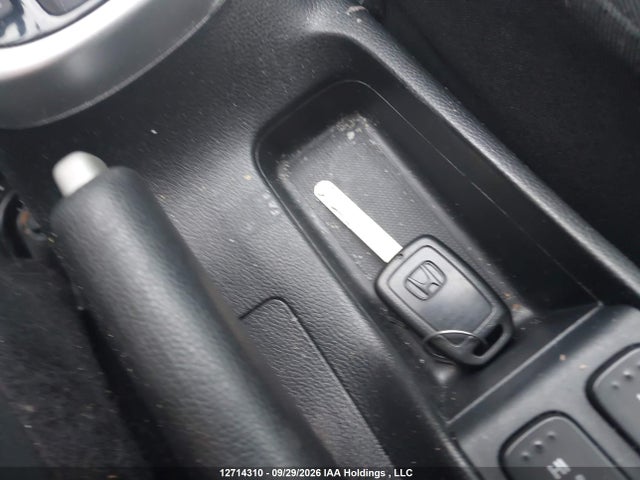 Honda FIT LX 2017 3HGGK5H51HM103153 Image 11