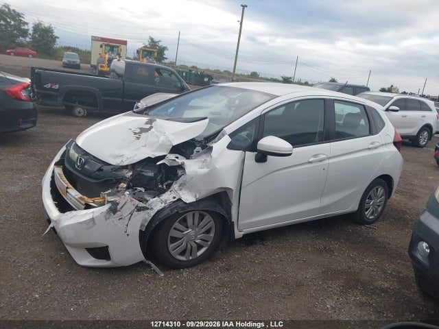 Honda FIT LX 2017 3HGGK5H51HM103153 Image 14