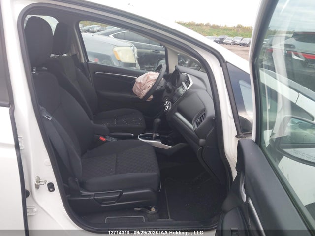 Honda FIT LX 2017 3HGGK5H51HM103153 Image 5