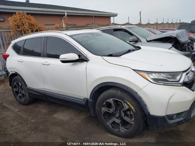 Продаж на аукціоні авто 2018 Honda Cr-v, vin: 2HKRW2H95JH134382, номер лоту: 12714311