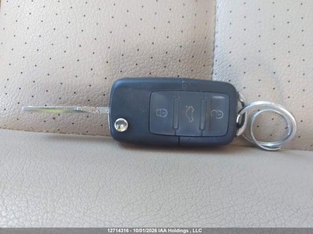 Продаж на аукціоні авто 2005 Volkswagen Passat Gls Tdi, vin: WVWCE63B25E139300, номер лоту: 12714316