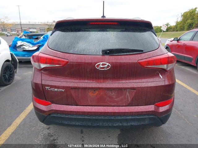 12714333 :رقم المزاد ، KM8J33A40GU197393 vin ، 2016 Hyundai Tucson Limited/sport And Eco/se مزاد بيع