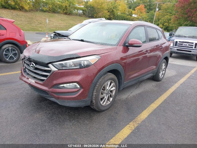 12714333 :رقم المزاد ، KM8J33A40GU197393 vin ، 2016 Hyundai Tucson Limited/sport And Eco/se مزاد بيع