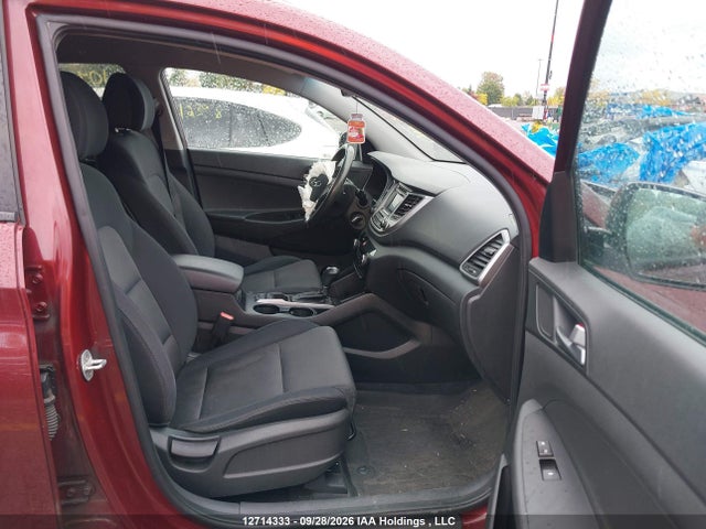 12714333 :رقم المزاد ، KM8J33A40GU197393 vin ، 2016 Hyundai Tucson Limited/sport And Eco/se مزاد بيع